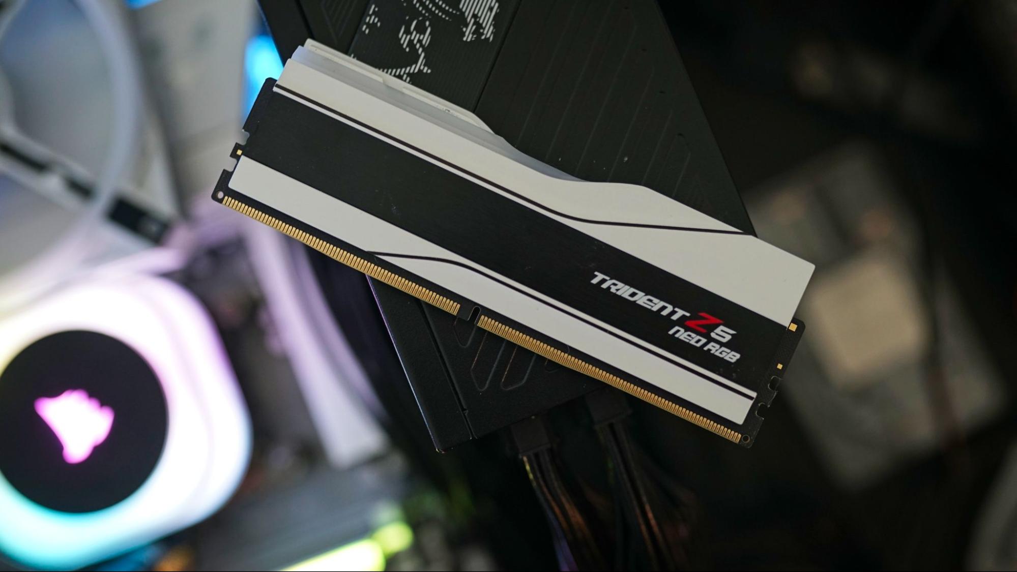 Single-DIMM DDR5 gaming