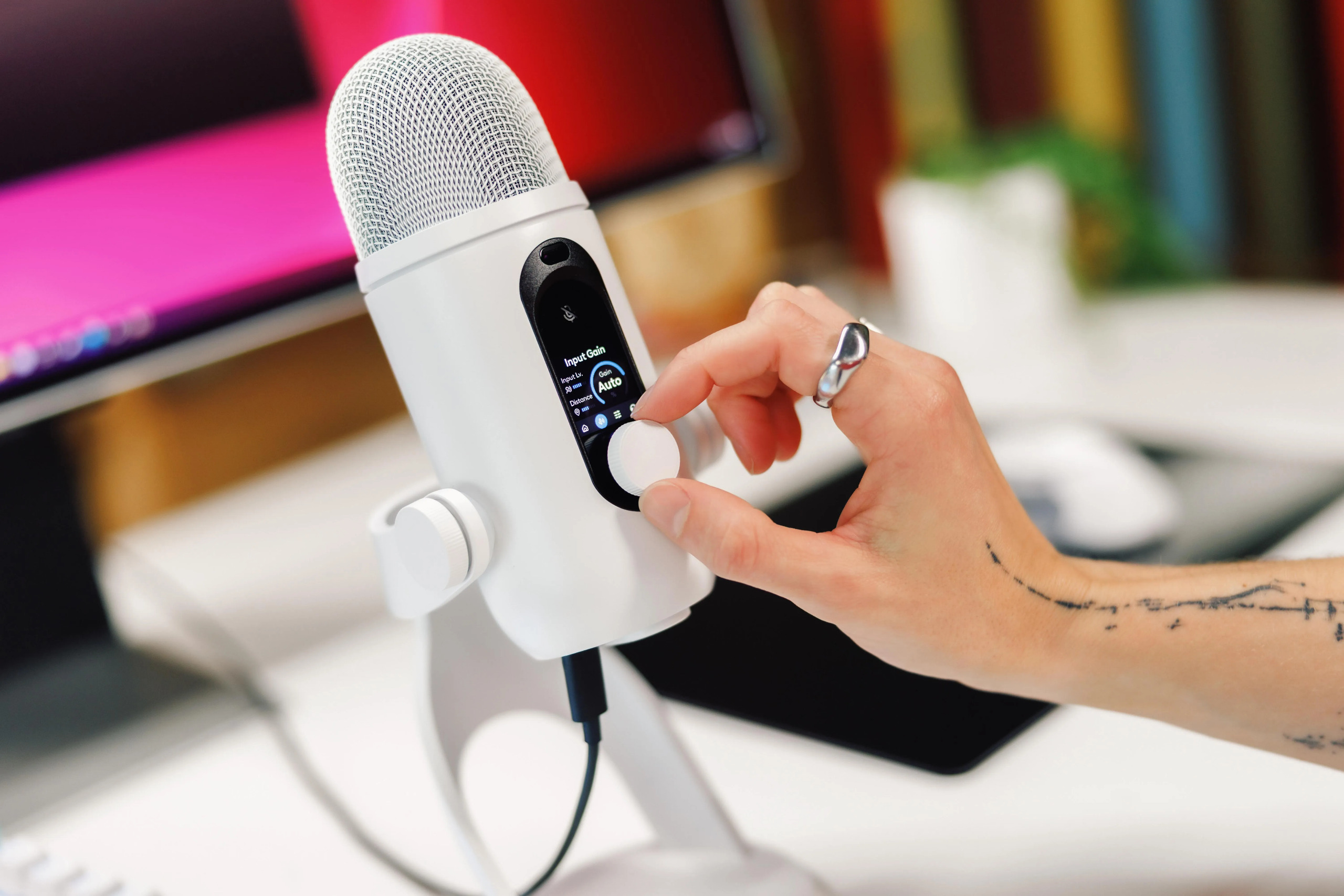The Logitech Yeti 2 USB microphone in white